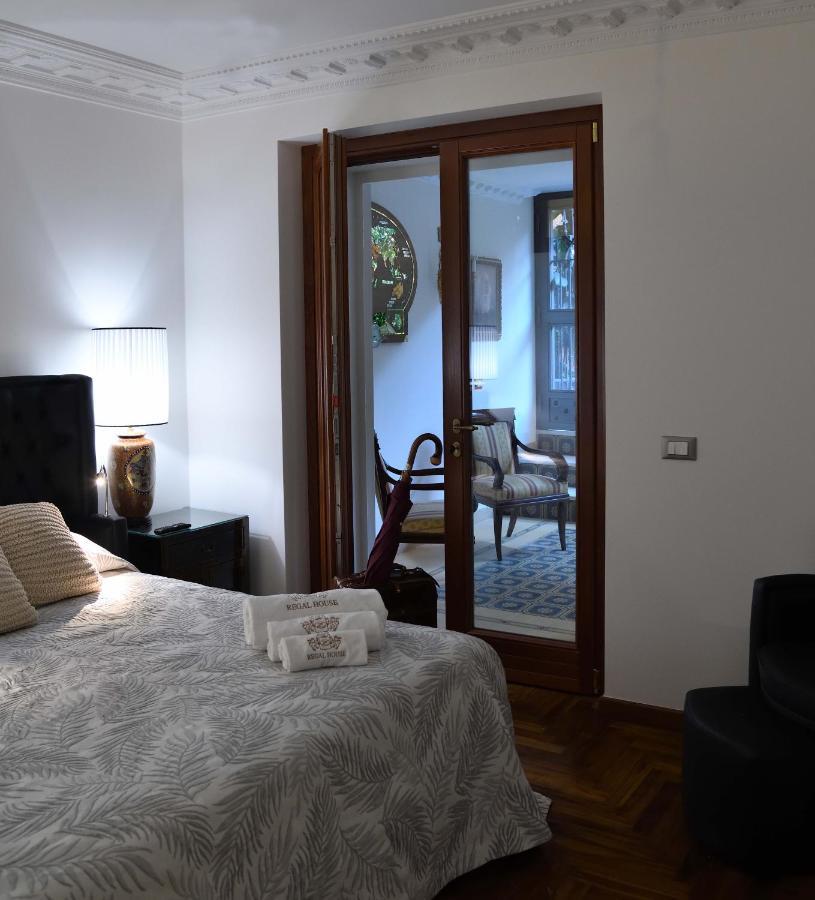 فندق Regal House Roma Capucci 6 المظهر الخارجي الصورة