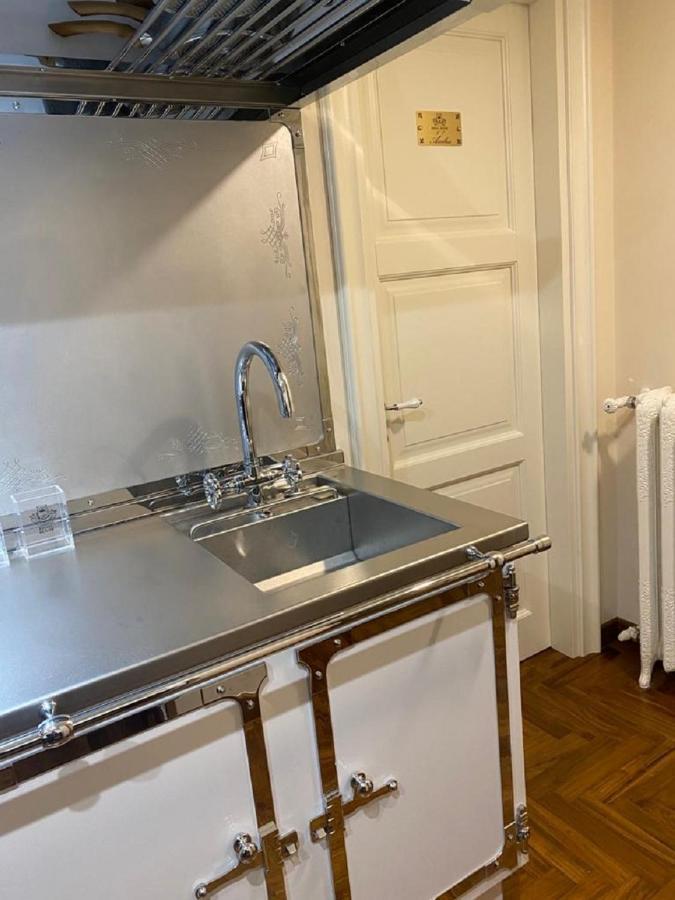 فندق Regal House Roma Capucci 6 المظهر الخارجي الصورة